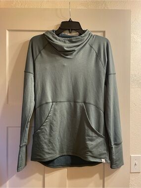 Flylow layer